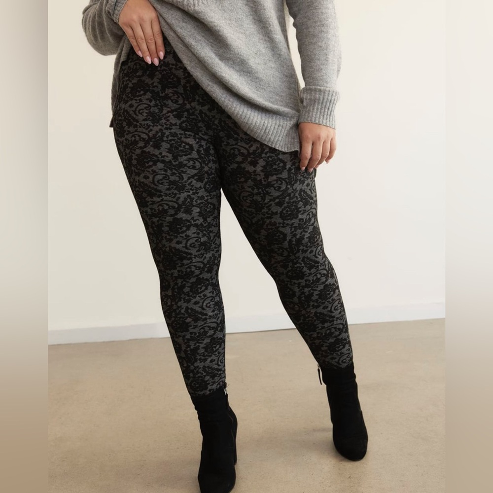 NWT 2X Petite Penningtons Lace Jacquard Black and Gray Leggings